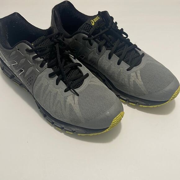ASICS Gel Quantum 180 Size 11.0 Grey Black with Yellow Green Soles - Picture 2 of 9